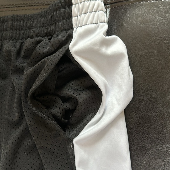 Champion athletic mesh shorts - Picture 8 of 13